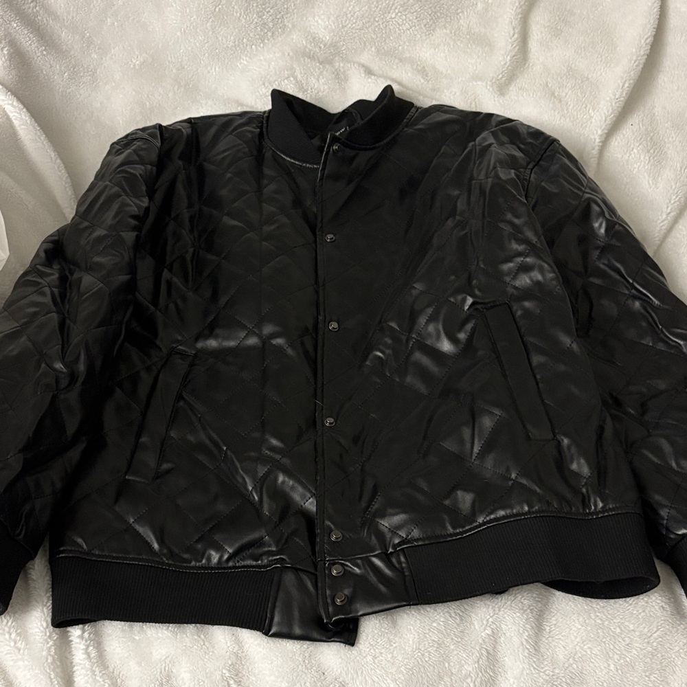 New Look Black Quilted Bomber Jacket